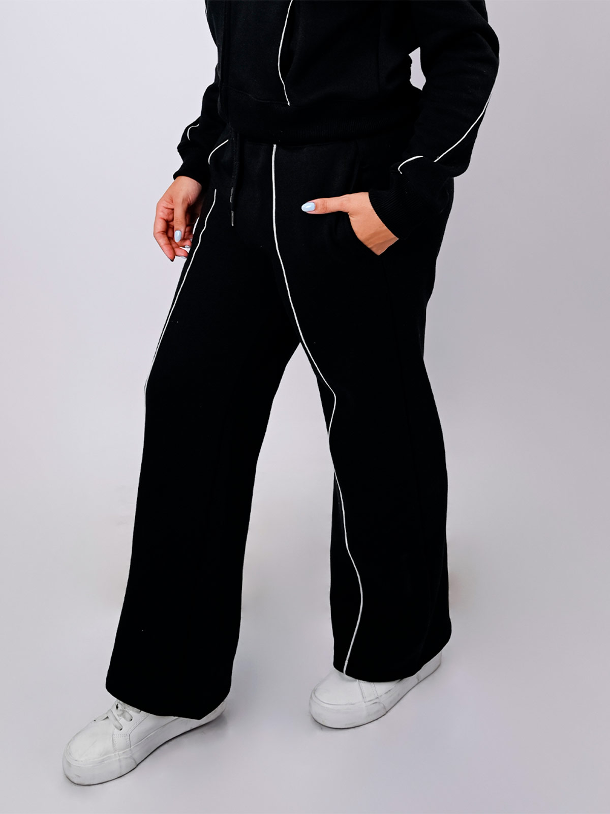 JOGGER MUJER BLACKOUT NYLA - 3