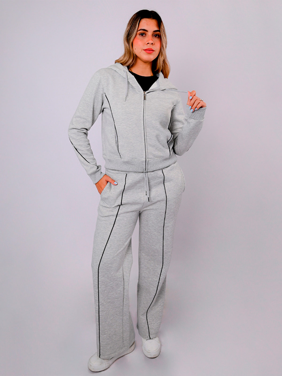 JOGGER MUJER BLACKOUT NYLA - 1