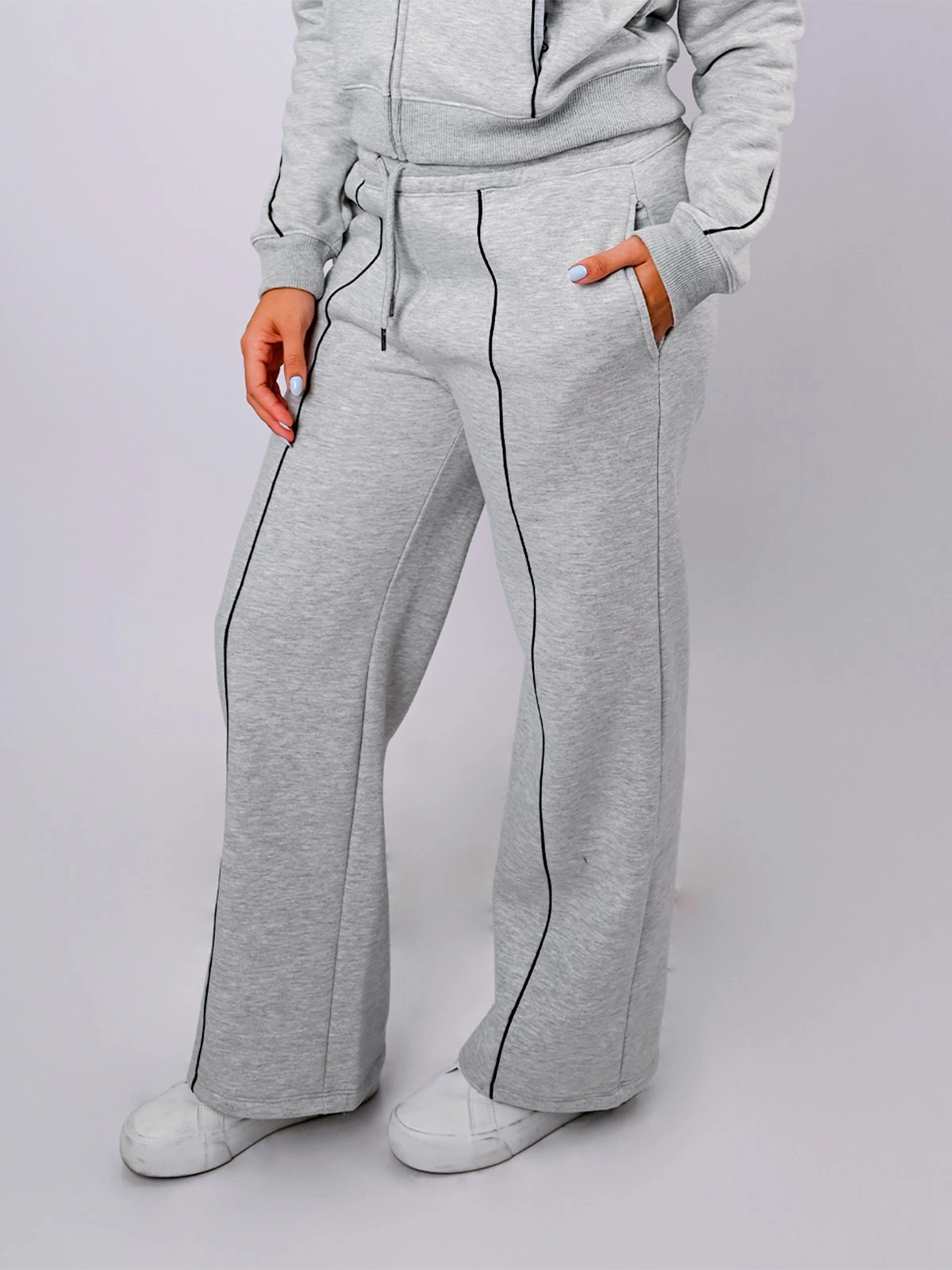 JOGGER MUJER BLACKOUT NYLA - 2