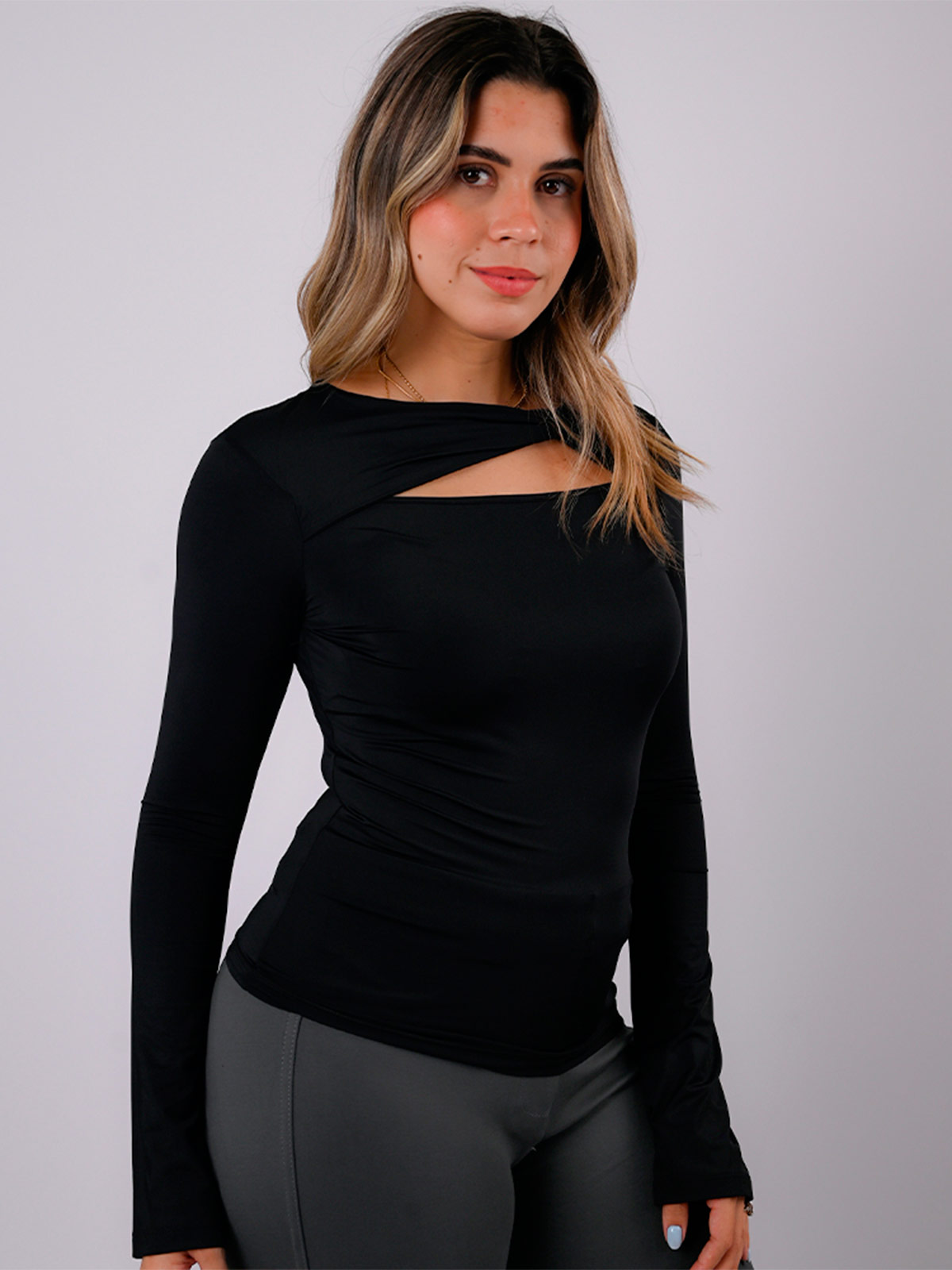 POLO MANGA LARGA MUJER BLACKOUT ARACELI M26 - 3