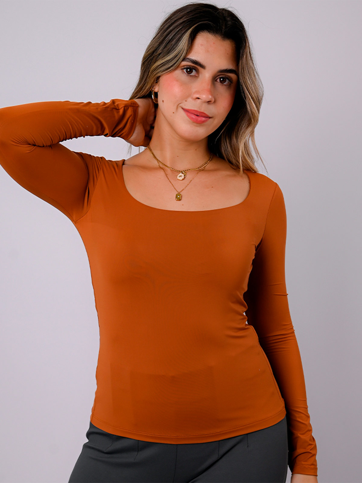 POLO MANGA LARGA MUJER BLACKOUT HELEN M26 - 1