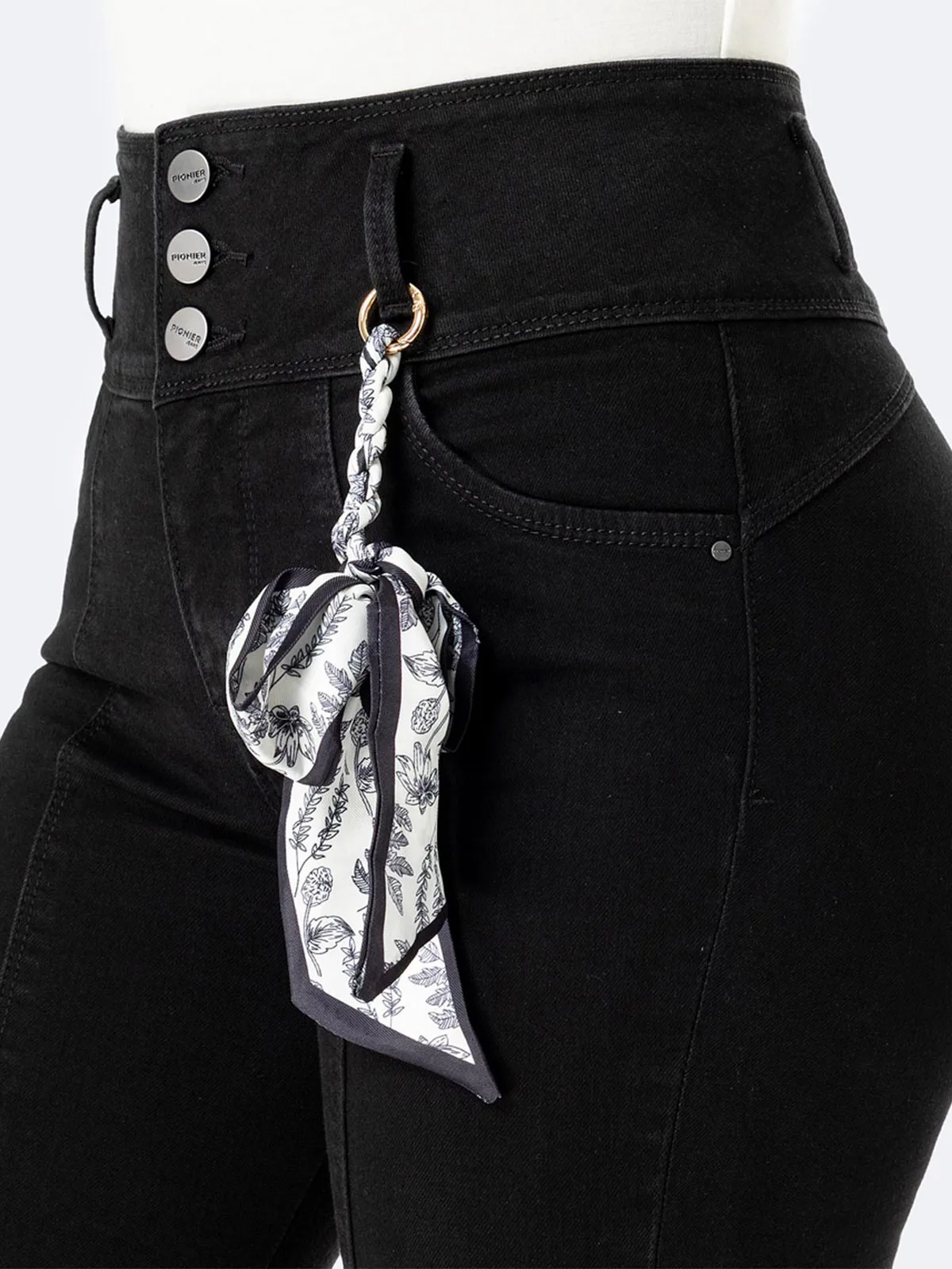 JEAN FLARE MUJER PIONIER ARLHENE - 5