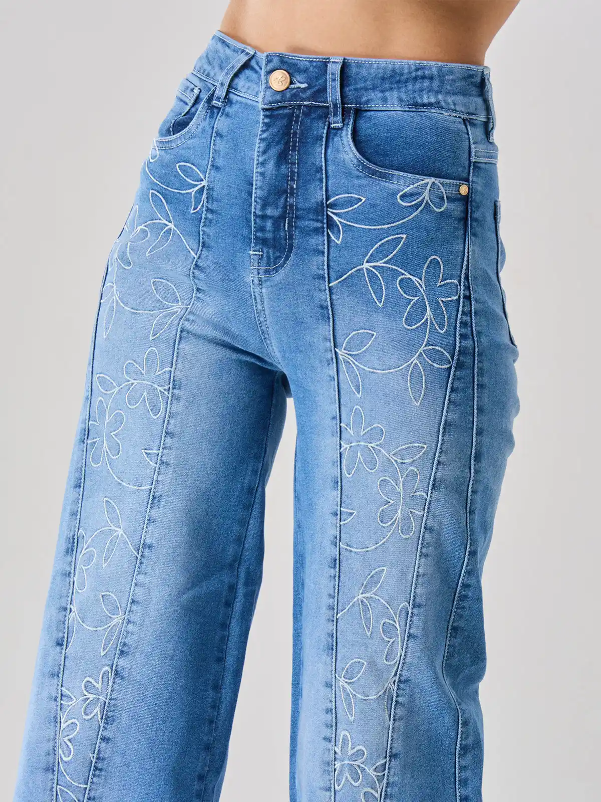 JEAN REGULAR FIT MUJER ALEJANDRA BAIGORRIA NADIA - 4
