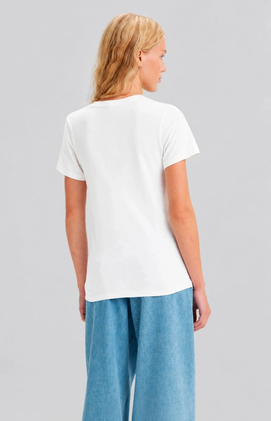POLO ALGODÓN MUJER LEVI'S CUELLO EN V - 2