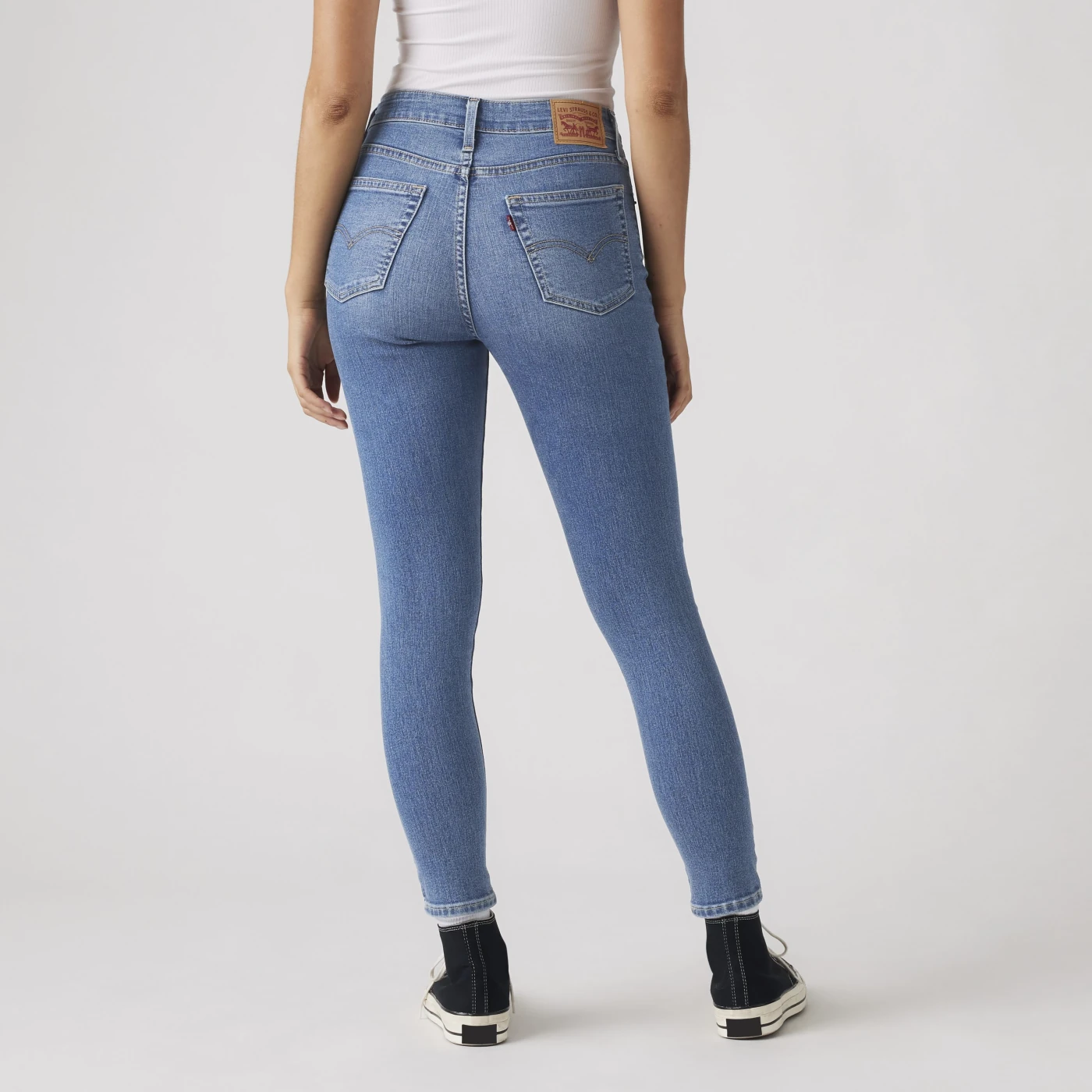 JEAN SKINNY FIT MUJER LEVI'S 721 HIGH RISE ETERNAL INDIGO MID - 4