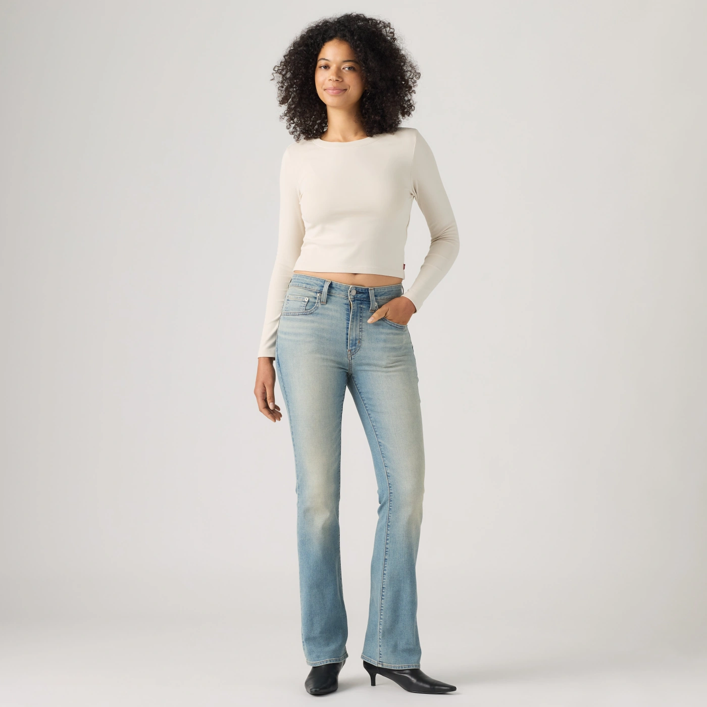 JEAN HIGH RISE BOOTCUT MUJER LEVIS 725 GOOD FIND - 1