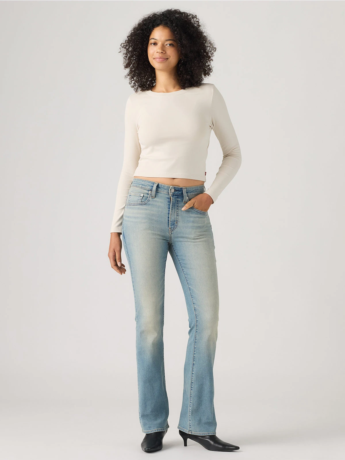 JEAN HIGH RISE BOOTCUT MUJER LEVIS 725 GOOD FIND - 1