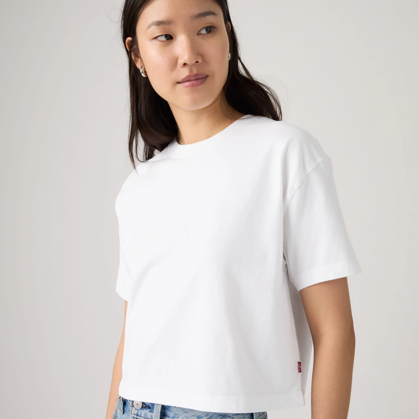 POLO MUJER LEVIS CROPPED ANYDAY TEE BRIGHT WHITE JERSEY - 1