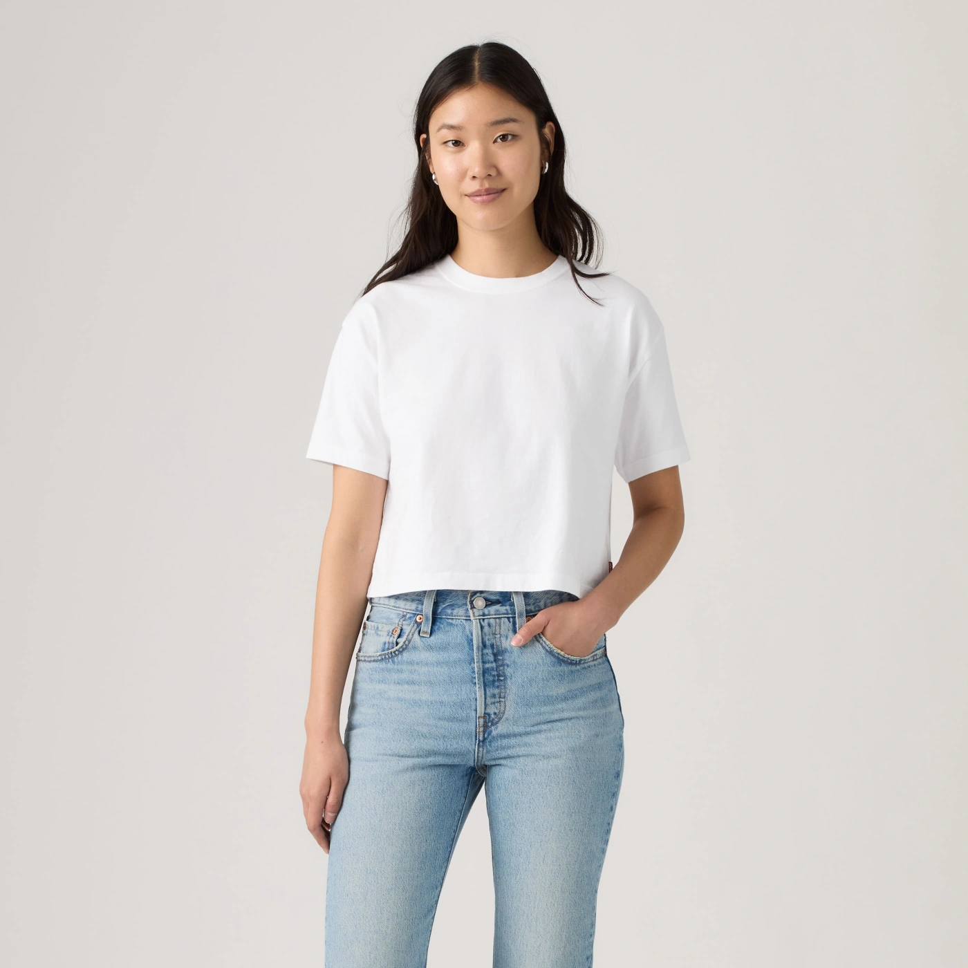 POLO MUJER LEVIS CROPPED ANYDAY TEE BRIGHT WHITE JERSEY - 2