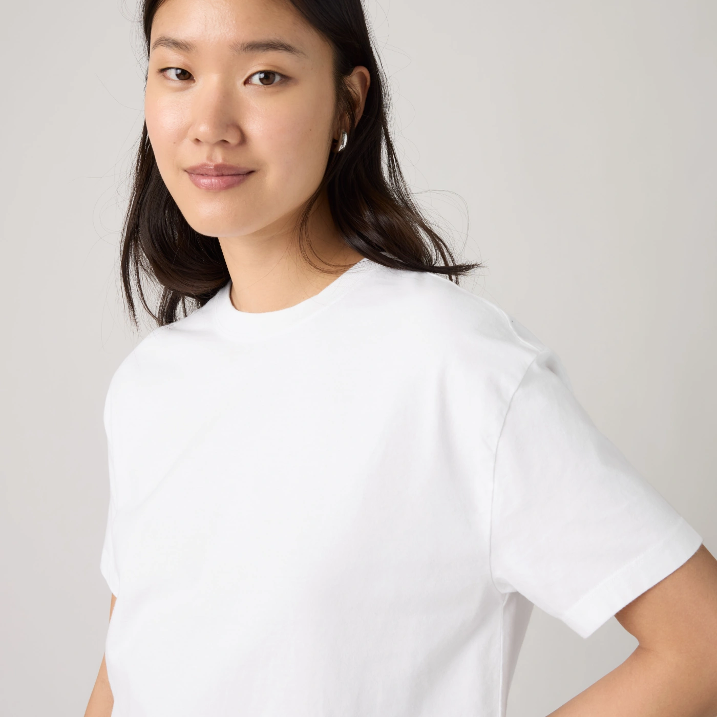 POLO MUJER LEVIS CROPPED ANYDAY TEE BRIGHT WHITE JERSEY - 4