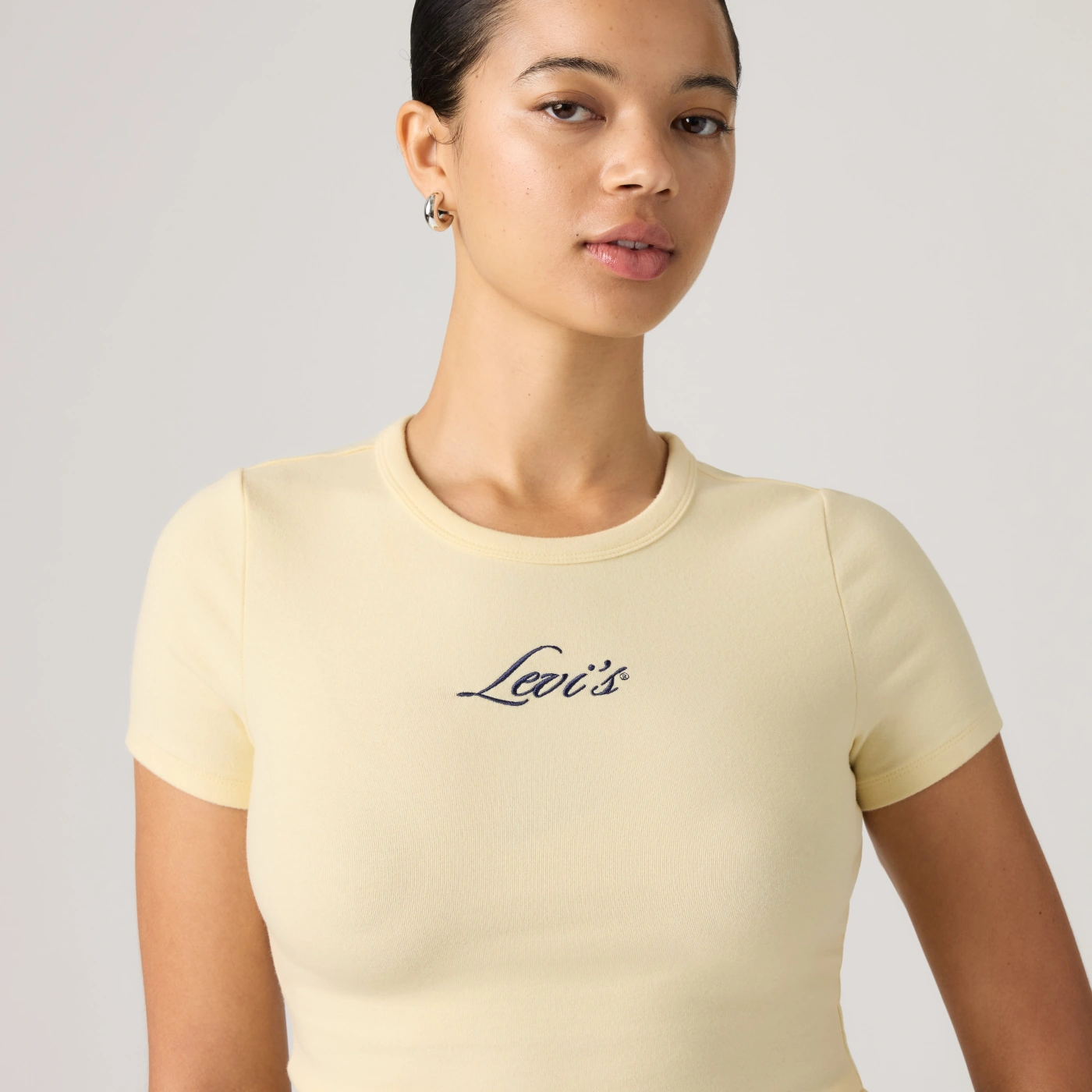 POLO MUJER LEVI'S GR HAYES TEE SCRIPT PEAR SORBET - 2