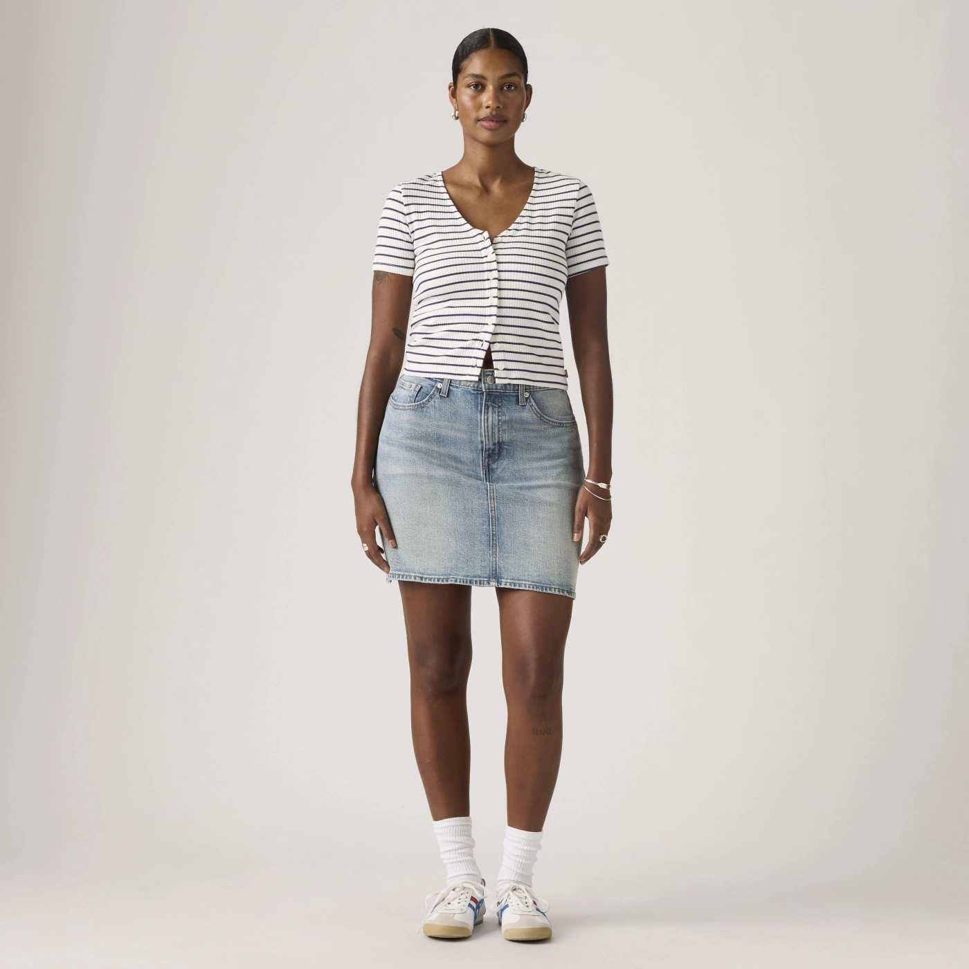 FALDA ALGODÓN MUJER LEVI'S MID THIGH SKIRT BLASE BLASE - 1