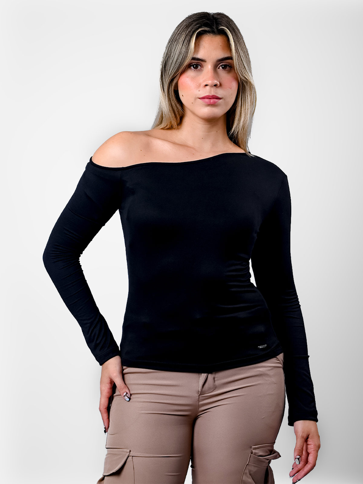 POLO MANGA LARGA MUJER BLACKOUT IVANNA - 1