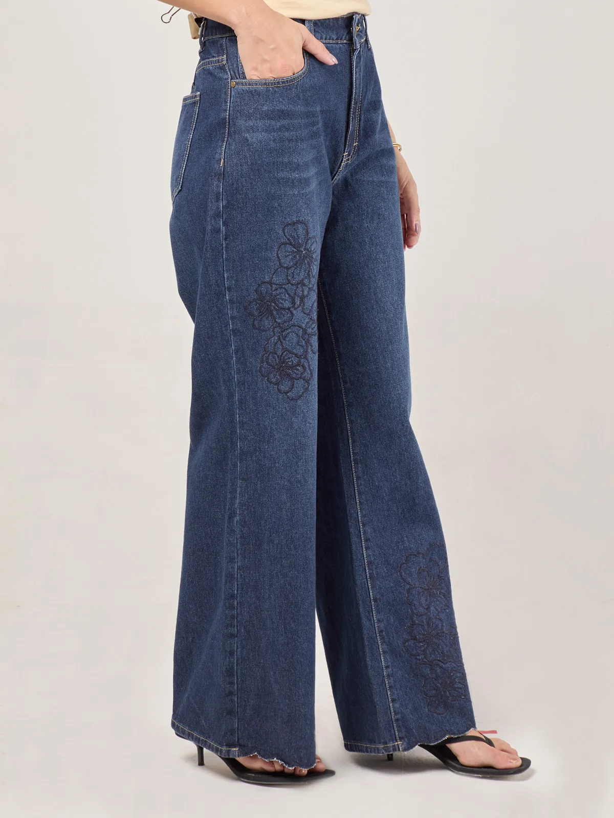 JEANS ALGODÓN REGULAR MUJER TATIENNE BORDADO - 5