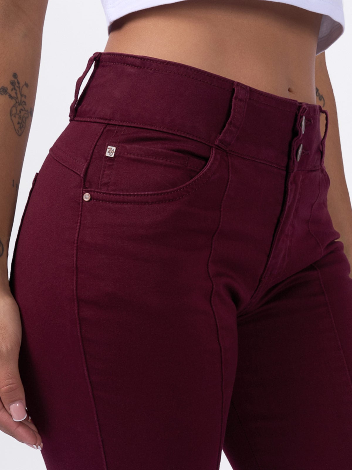 PANTALÓN FLARE MUJER BRONCO SARAY - 4