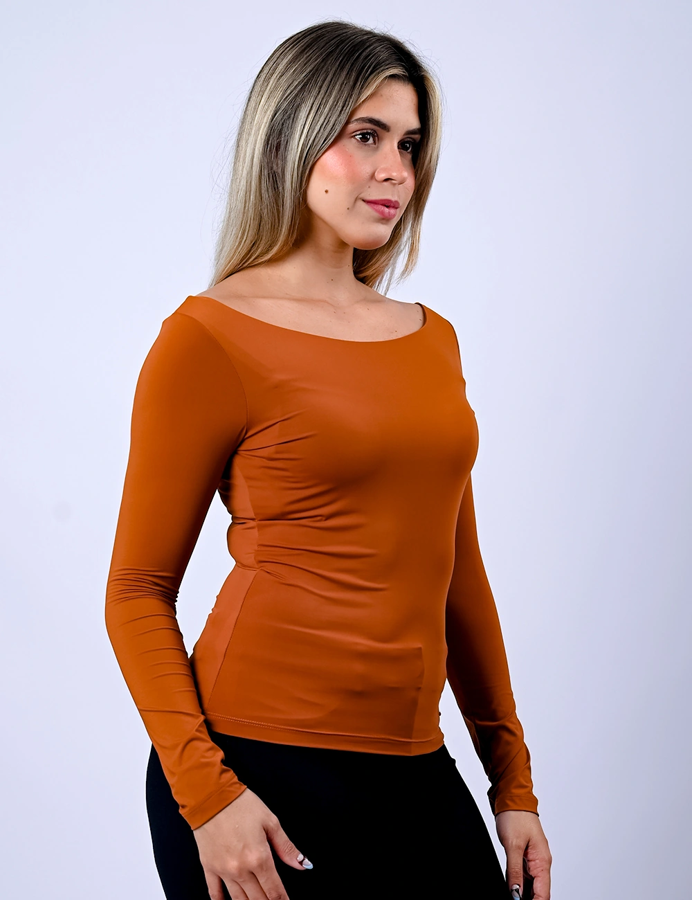 POLO MANGA LARGA MUJER BLACKOUT WINNIE - 3
