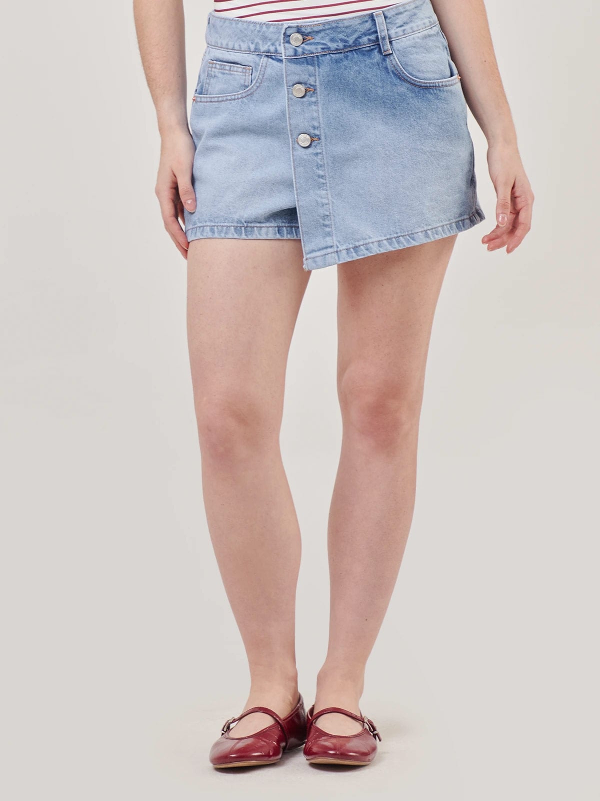 SHORT MUJER AERO - 2