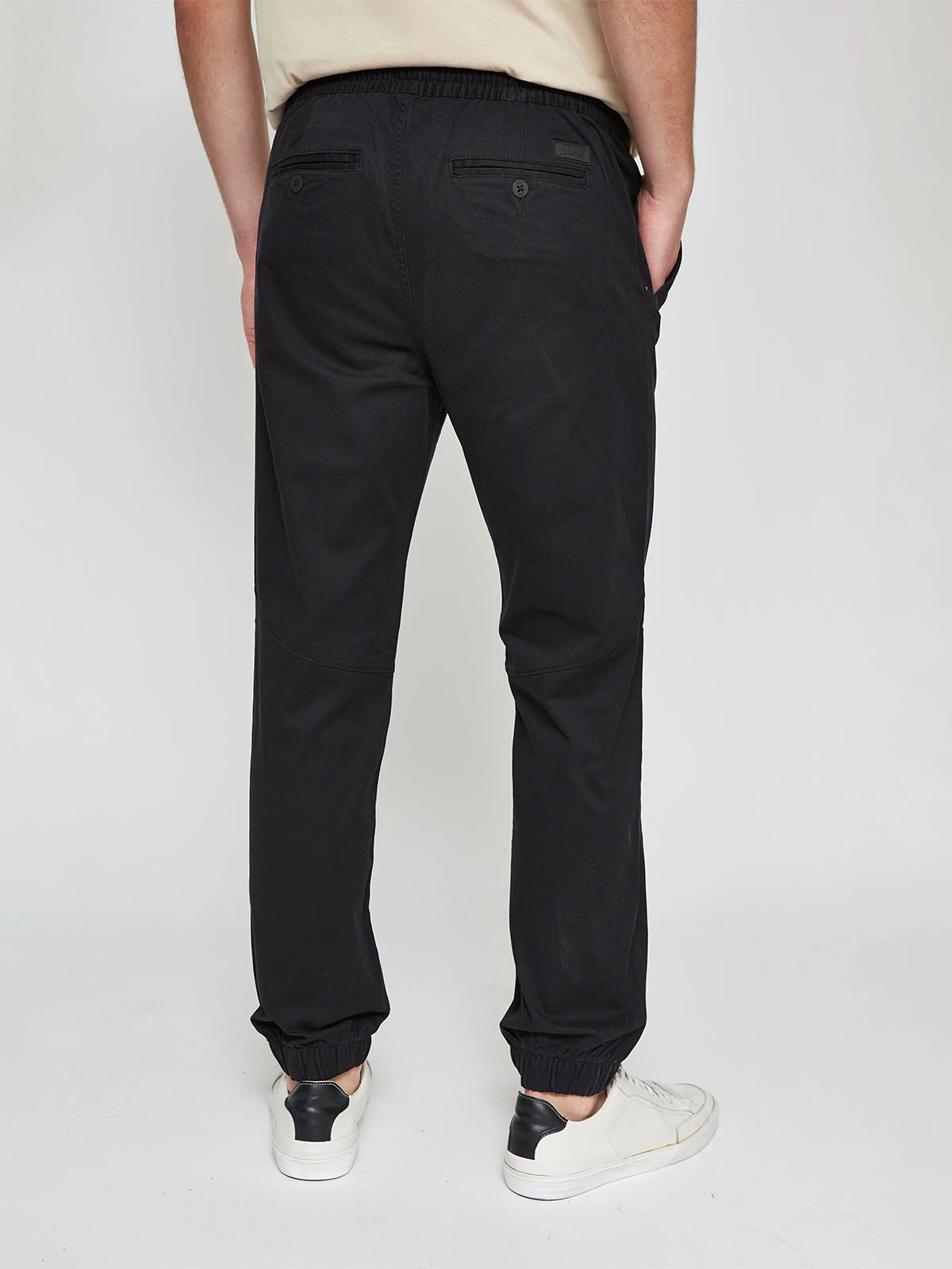 PANTALÓN JOGGER HOMBRE HALF TONY TT - 2