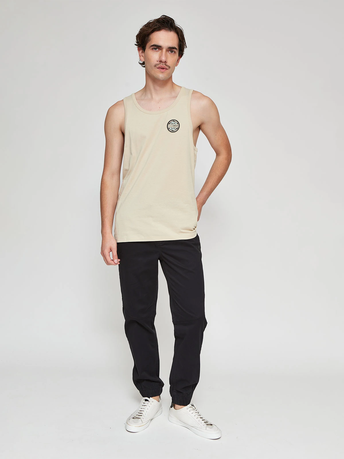 PANTALÓN JOGGER HOMBRE HALF TONY TT - 4