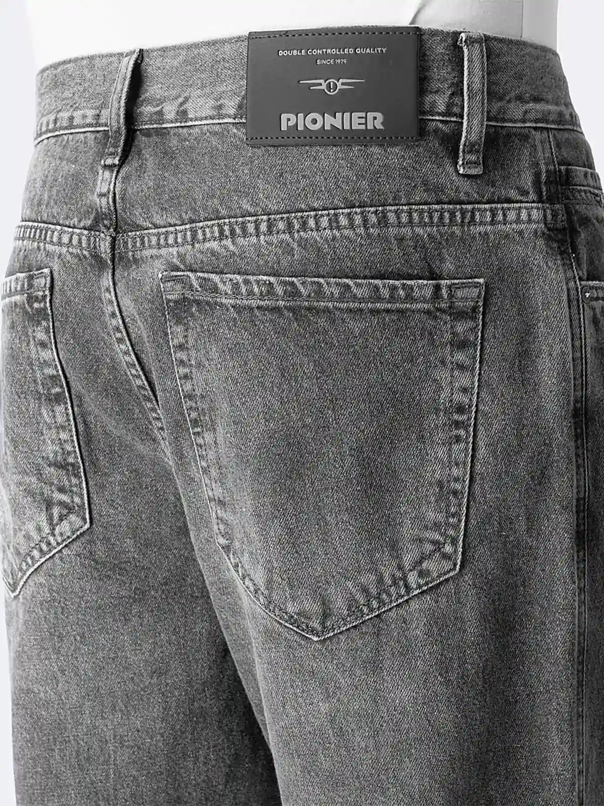 JEAN SUELTO HOMBRE PIONIER DOMENIKOS - 4