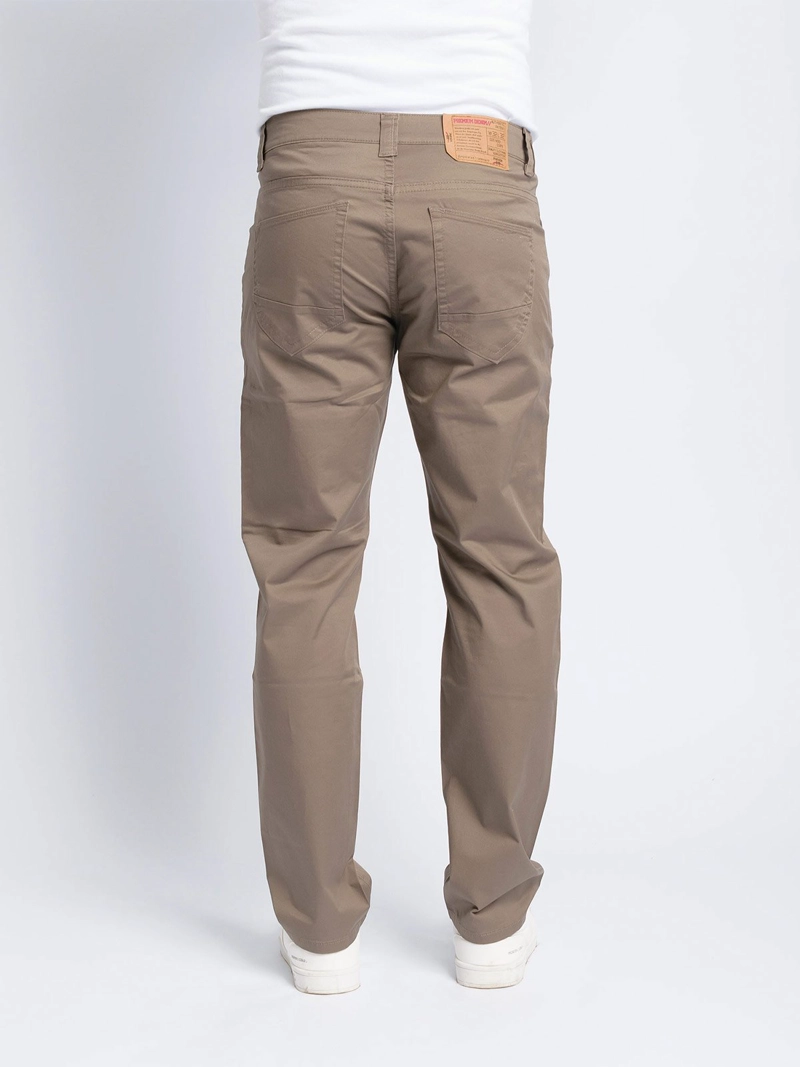 PANTALÓN STRAIGHT LIGHT HOMBRE PARADA 111 ROMARIO - 4