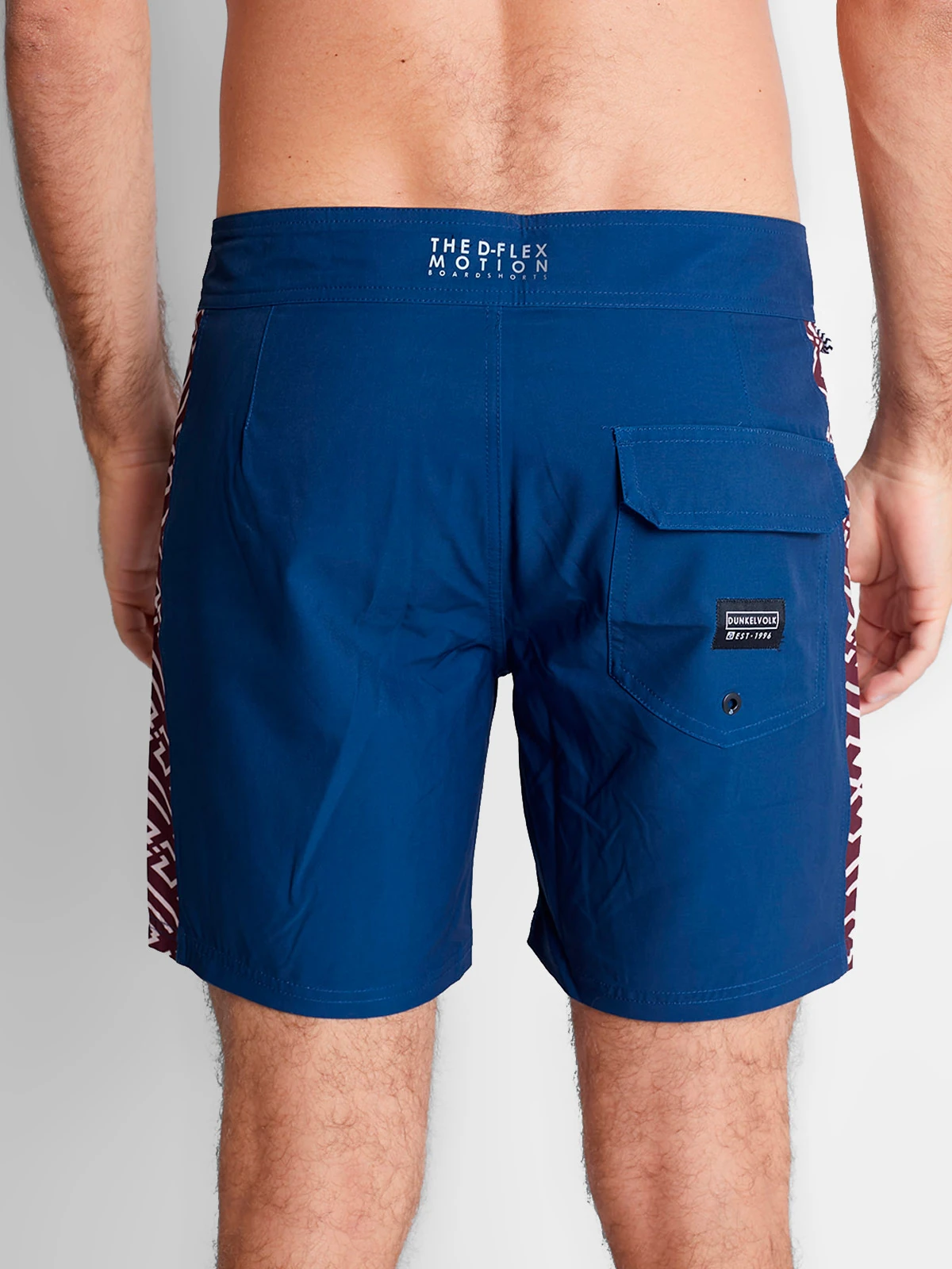 ROPA DE BAÑO HOMBRE DUNKELVOLK LABERINTO - 3