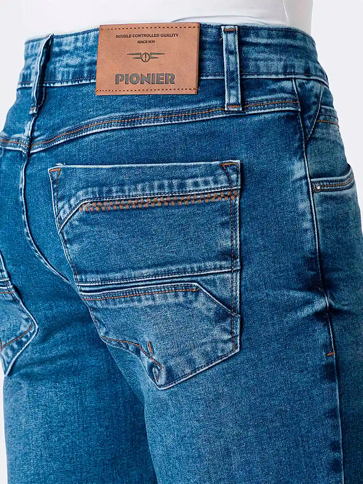 JEAN SEMI PITILLO HOMBRE PIONIER HERHMAN - 4