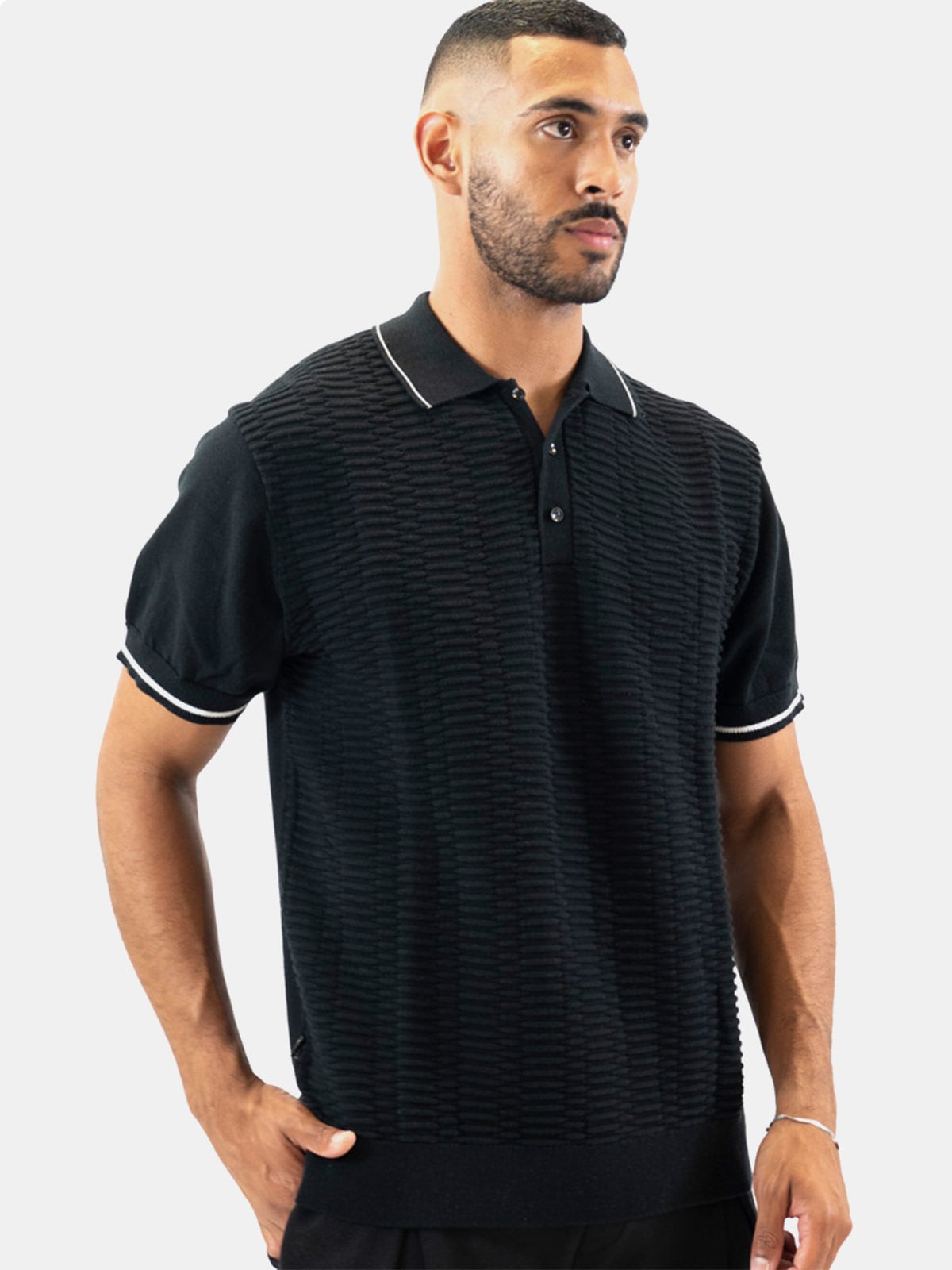 POLO BOXY FIT HOMBRE BLACKOUT KARMA H2 TEJIDO - 3