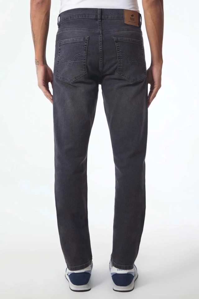 JEANS JAMES ROBERT LEWIS HOMBRE - 2