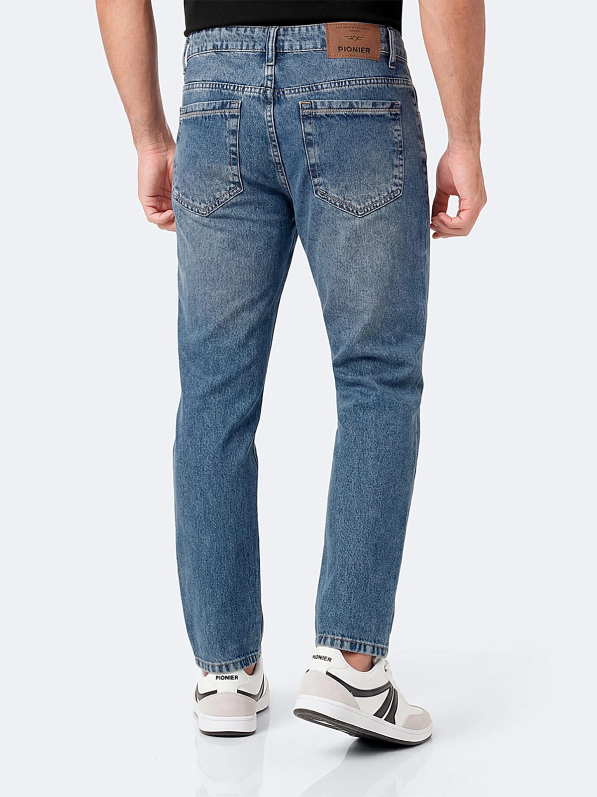 JEAN MOM FIT HOMBRE PIONIER VALENNTE - 2