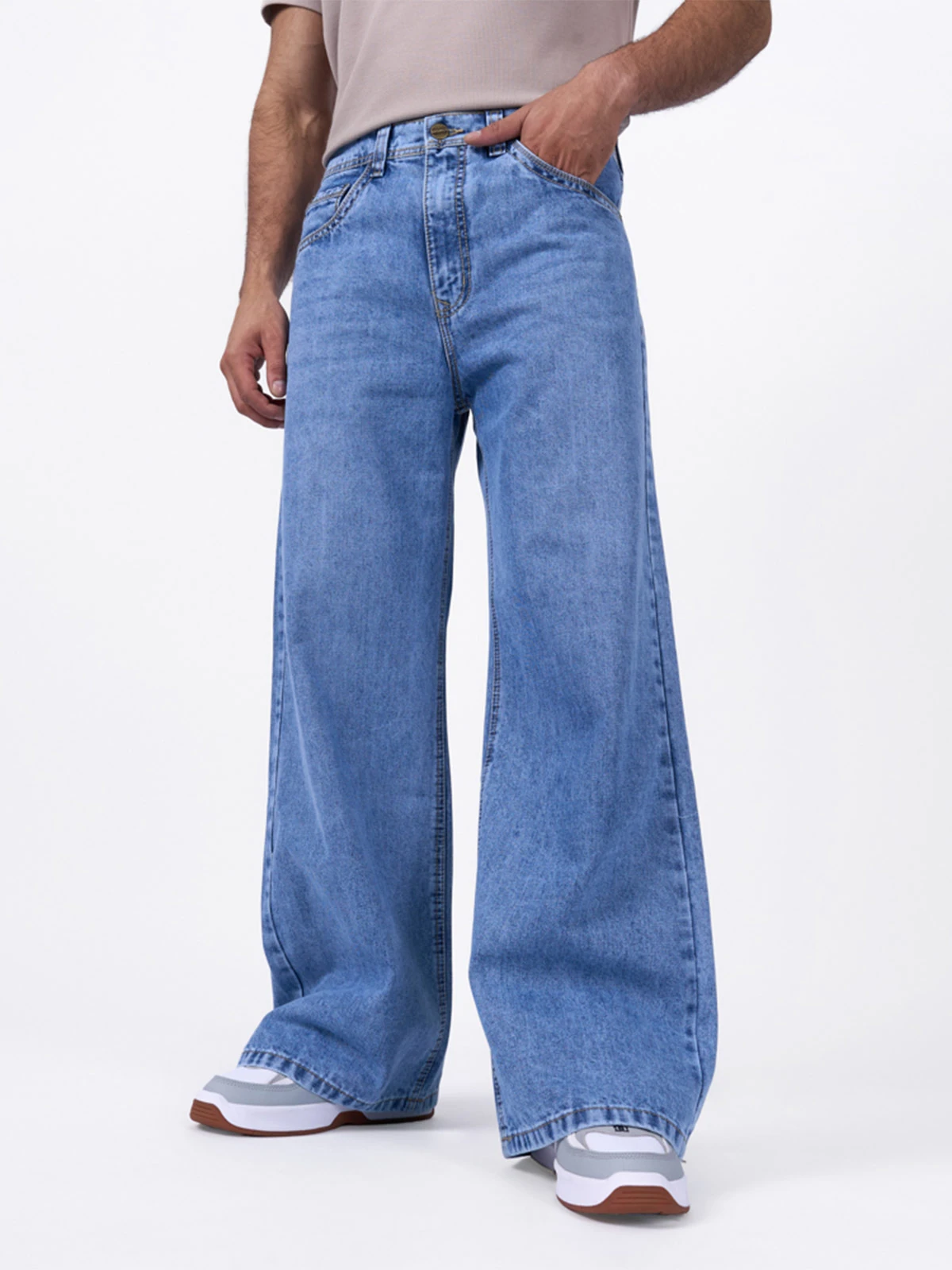 JEAN SUELTO HOMBRE BRONCO STRAUSS - 1