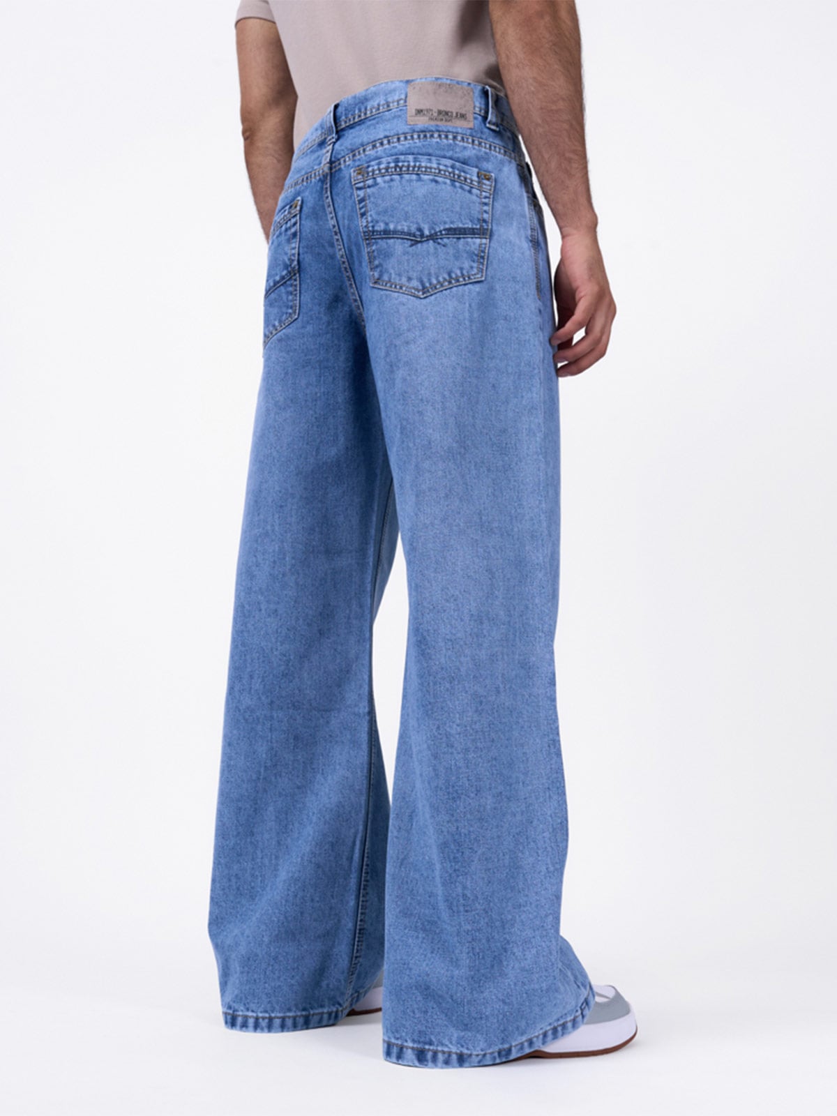 JEAN SUELTO HOMBRE BRONCO STRAUSS - 2