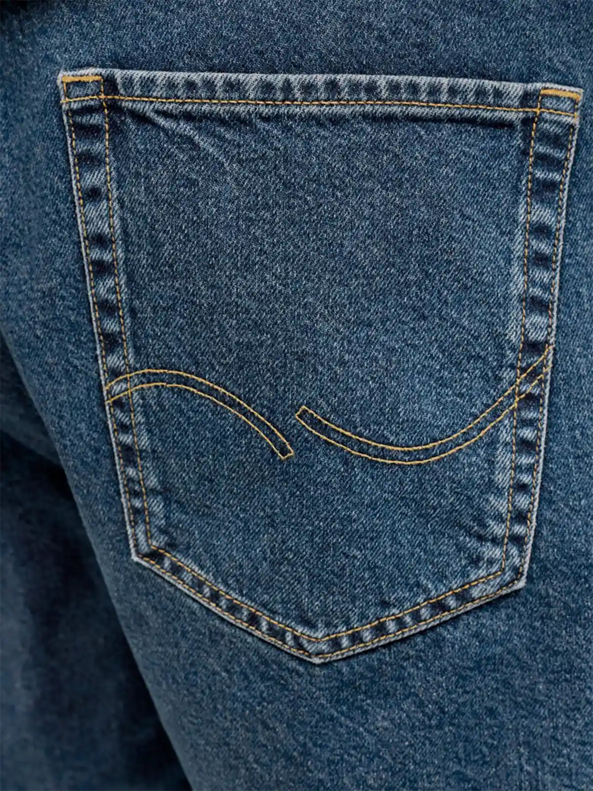 SHORT SUELTO HOMBRE JACK & JONES - 5