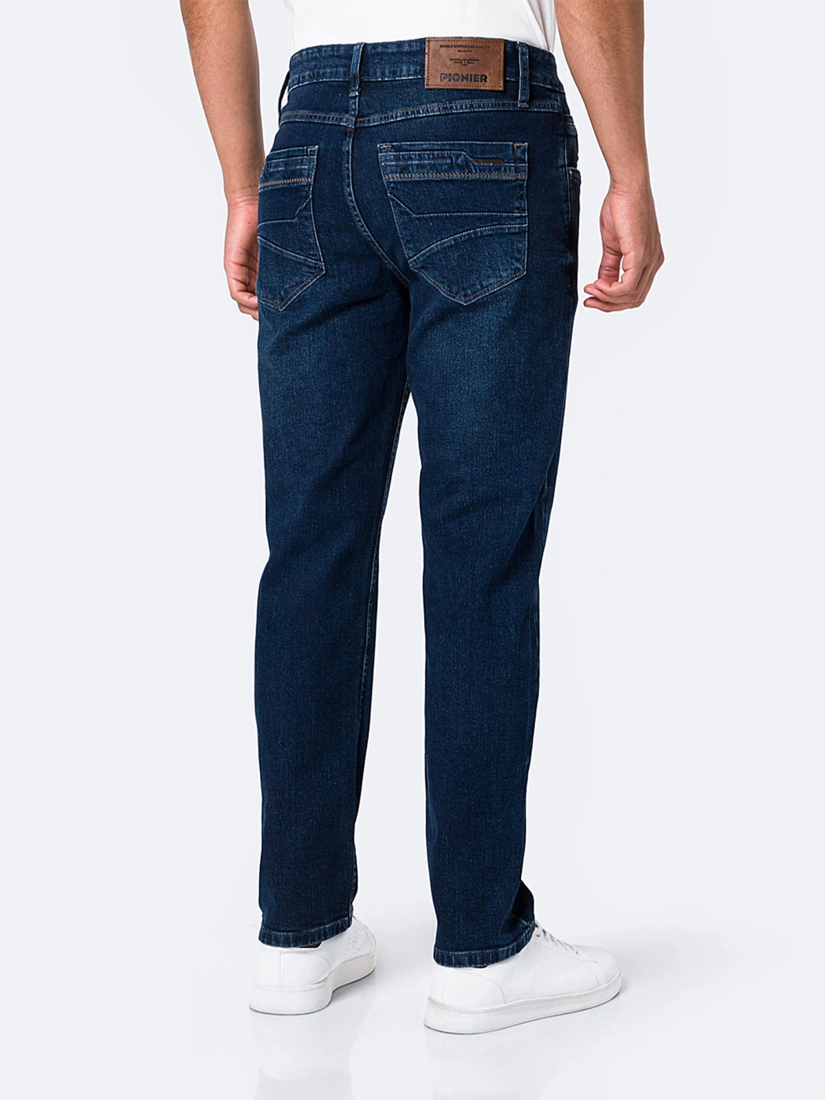 JEAN HOMBRE PIONIER BEDRICH - 3