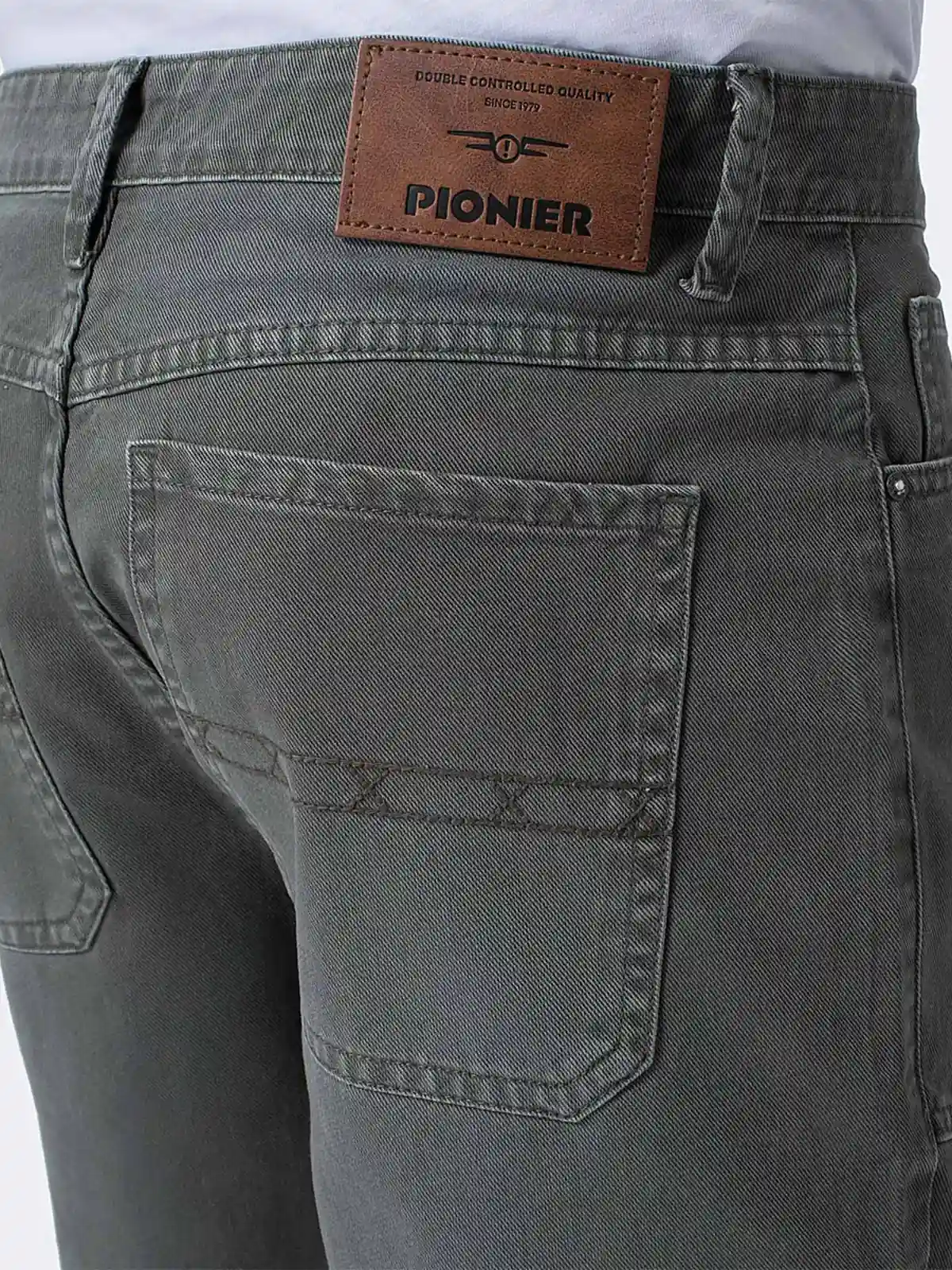 BERMUDA HOMBRE PIONIER KORSS - 5
