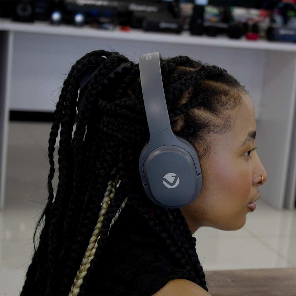 AUDÍFONOS VOLKANO ON EAR PEBBLE SERIES BLUETOOTH - 4