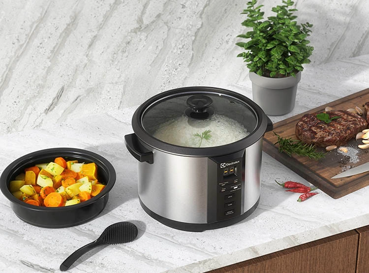OLLA ARROCERA ELECTROLUX MULTIFUNCIONAL 1.8 L ECC20 CHEF - 11