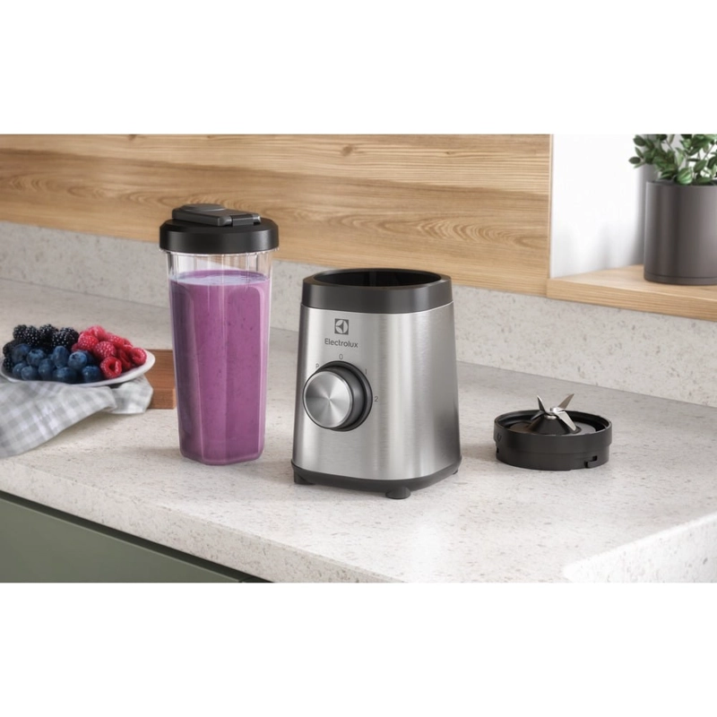 LICUADORA ELECTROLUX PERSONAL EFFICIENT BSE20 - 4
