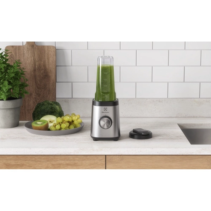 LICUADORA ELECTROLUX PERSONAL EFFICIENT BSE20 - 5