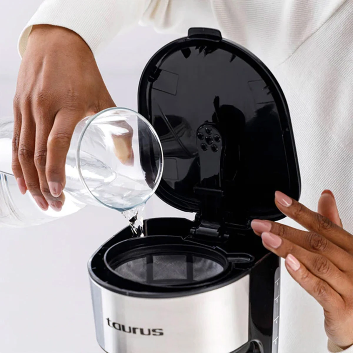 CAFETERA TAURUS FILTRO VERONA 6 INOX - 4