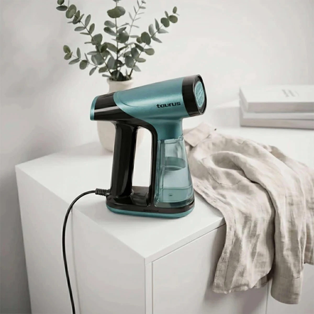 VAPORIZADOR DE ROPA TAURUS 1550W STEAM & SUCTION - 12