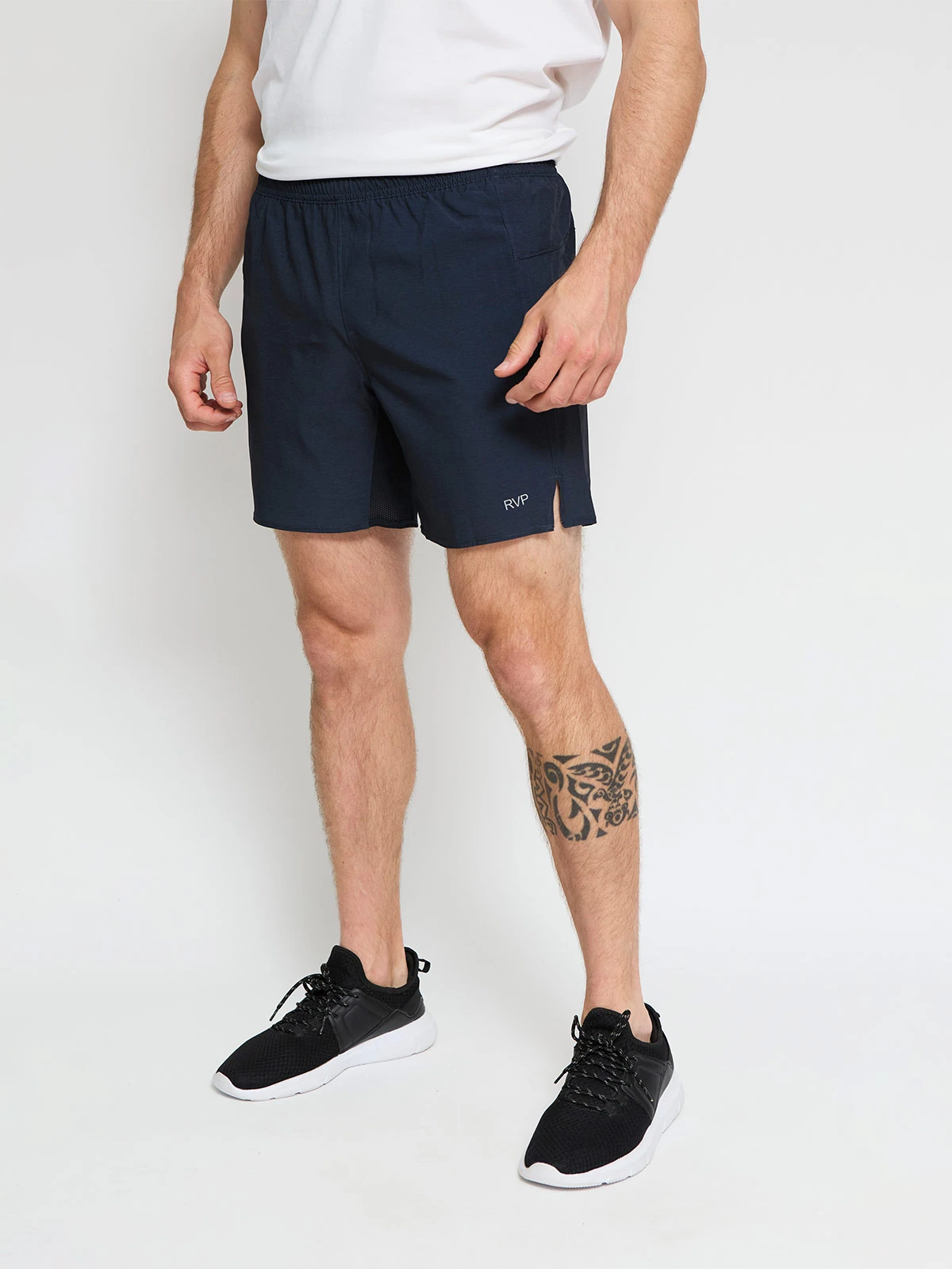 SHORT DEPORTIVO HOMBRE REVUP GATO - 2