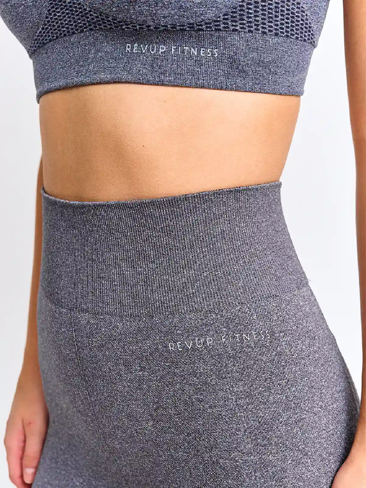 TOP DEPORTIVO MUJER REVUP SEAMLESS - 3