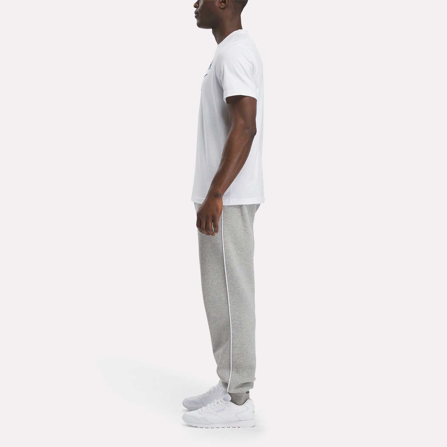 POLO DEPORTIVO HOMBRE REEBOK MANGA CORTA IDENTITY STACKED LOGO 100071175 ALGODÓN BLANCO - 3