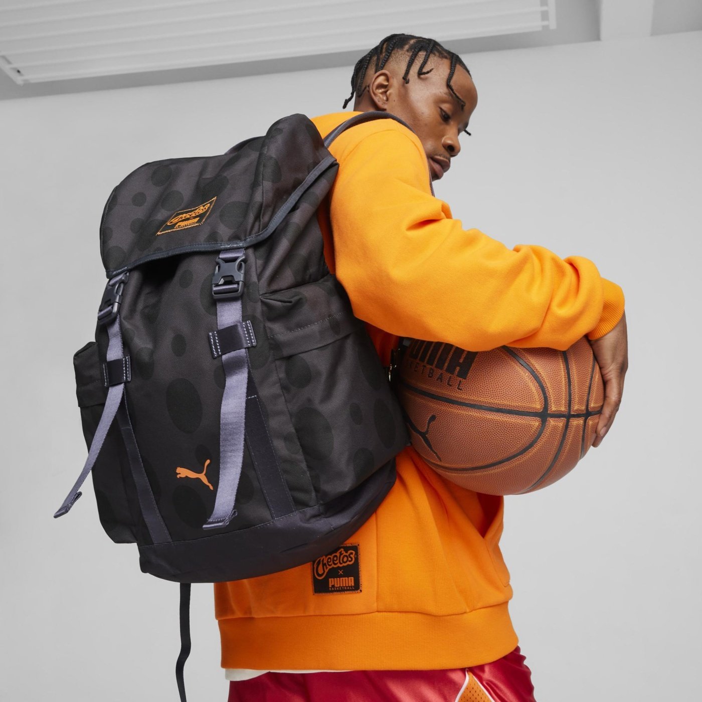 Ripley - MOCHILA PUMA 90775 01 HOOPS X CHEETOS MULTICOLOR