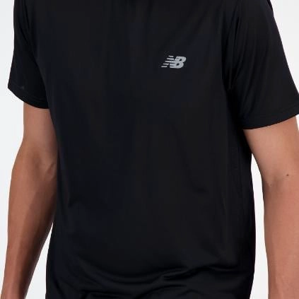 POLO DEPORTIVO HOMBRE NEW BALANCE MT41222BK MANGA CORTA TEES SPORT ESSENTIALS NEGRO - 4