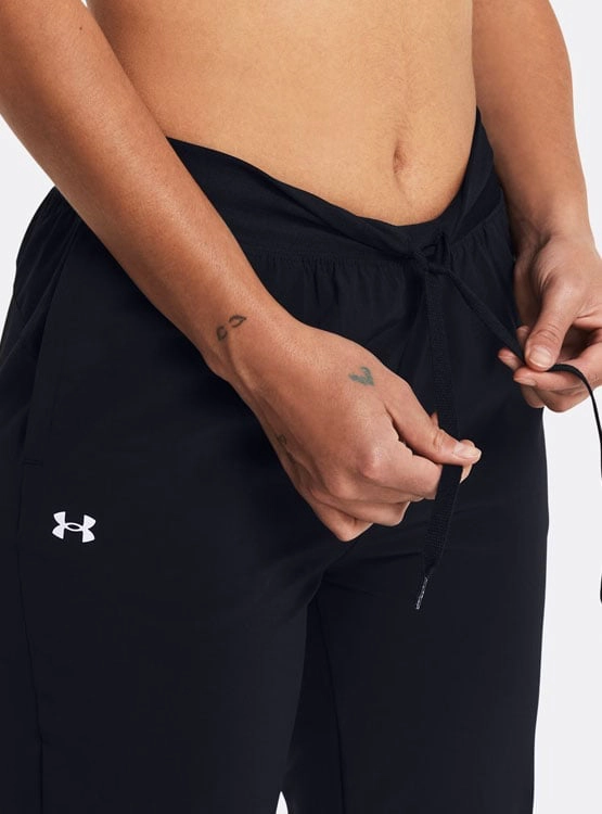 PANTALÓN DE BUZO MUJER UNDER ARMOUR HIGH RISE WOVEN NEGRO - 4