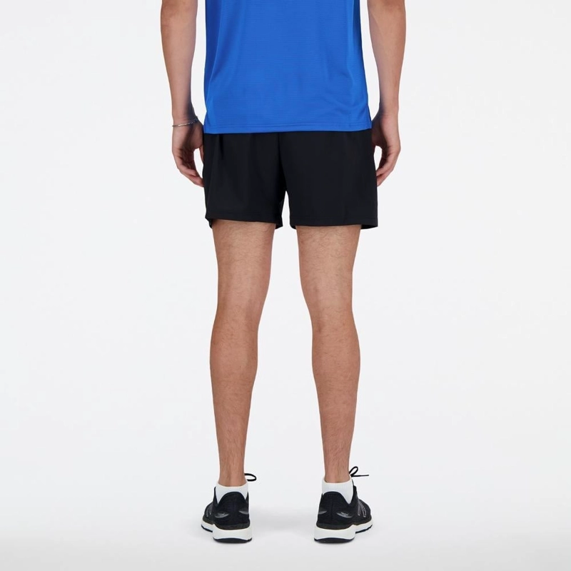 SHORT RUNNING HOMBRE NEW BALANCE SPORT ESSENTIALS 5'' MS41227BK NEGRO - 2