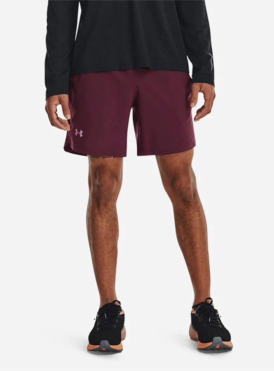 SHORT RUNNING HOMBRE UNDER ARMOUR LAUNCH RUN 7'' 1361493-600 GUINDA - 1
