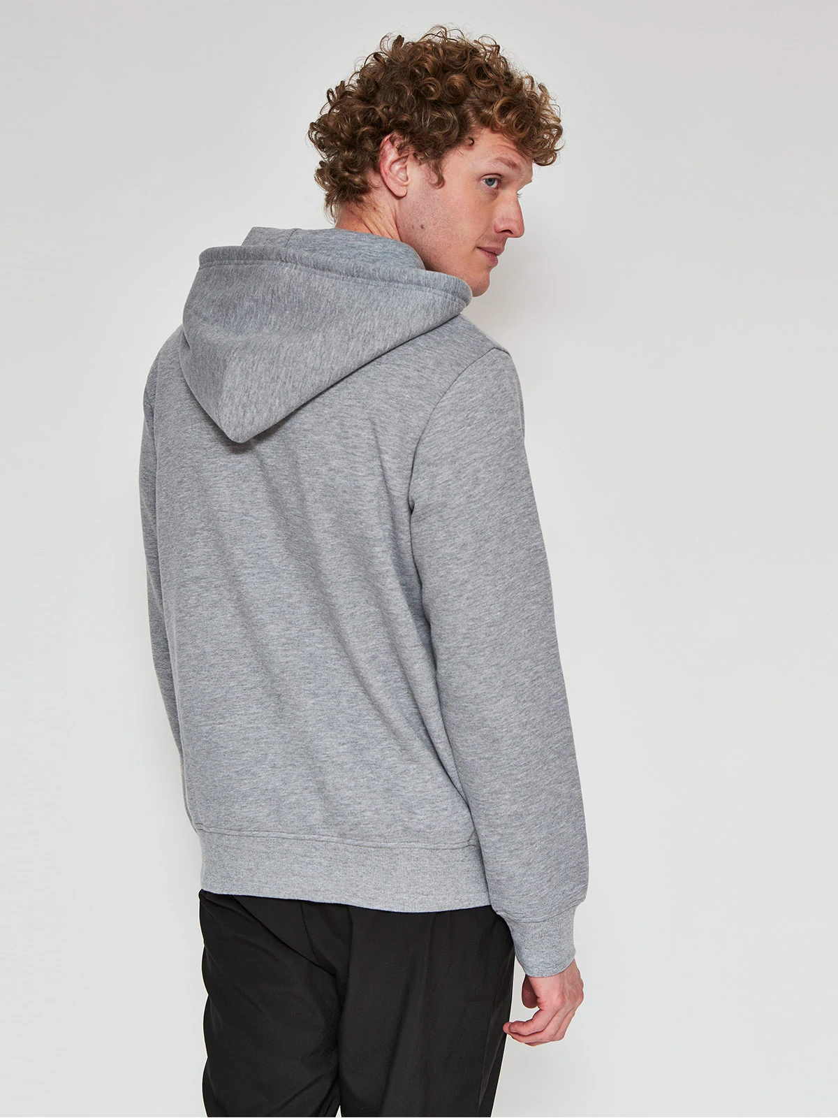 POLERÓN DEPORTIVO HOMBRE REVUP CANGURO - 2